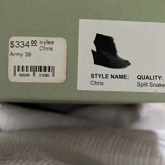 Ivy Lee - Picture 7 of 7